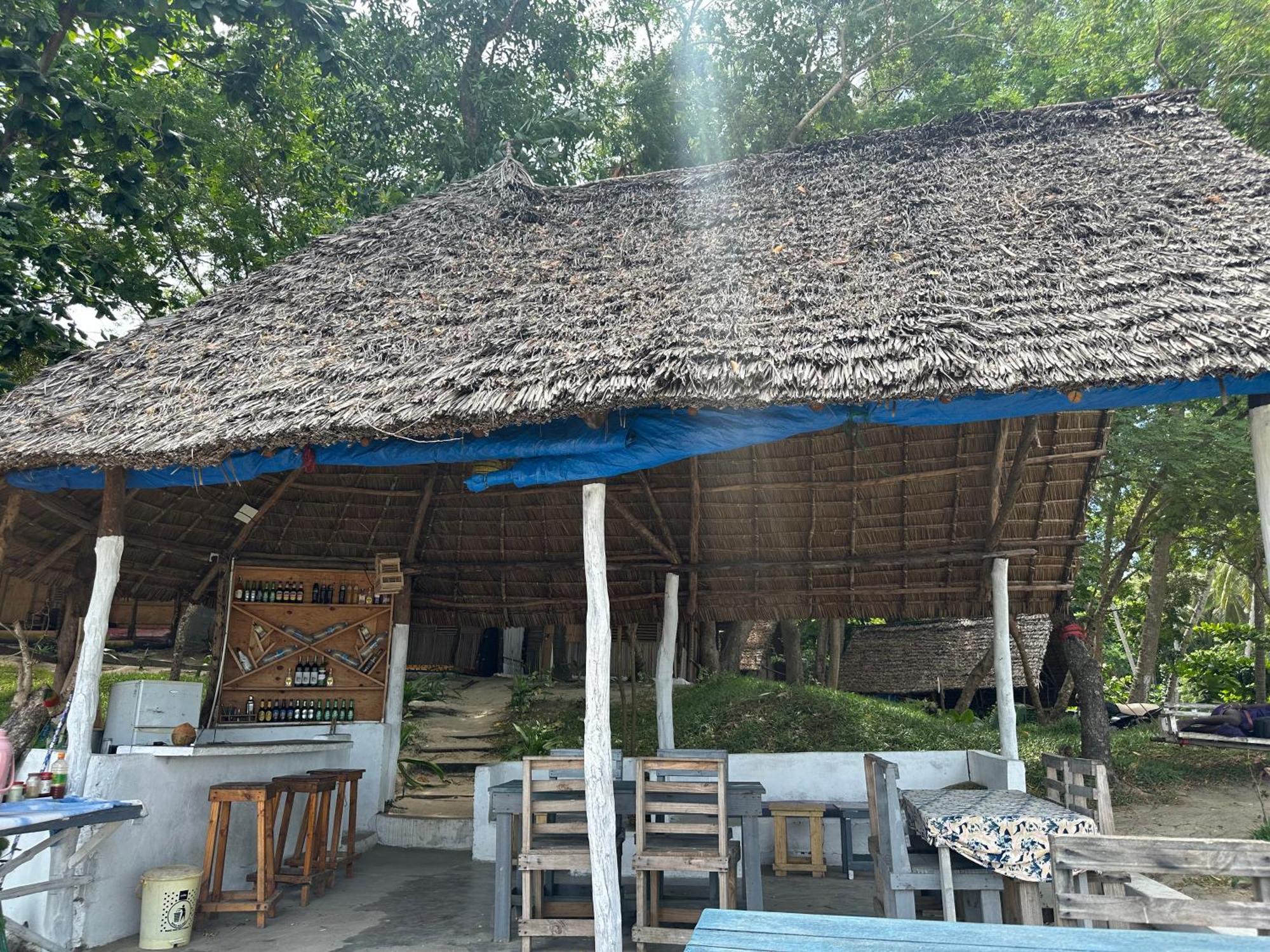 Maweni Beach Bungalows キリンドニ エクステリア 写真