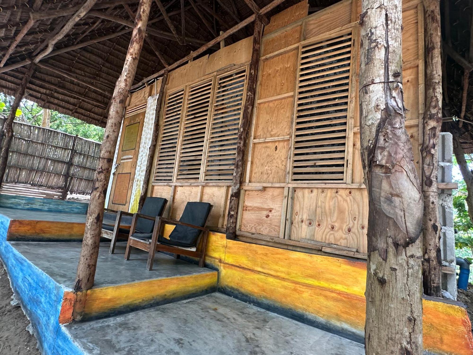 Maweni Beach Bungalows キリンドニ エクステリア 写真