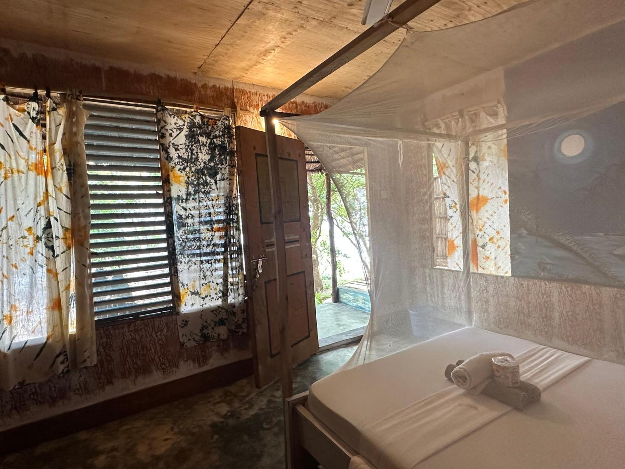 Maweni Beach Bungalows キリンドニ エクステリア 写真