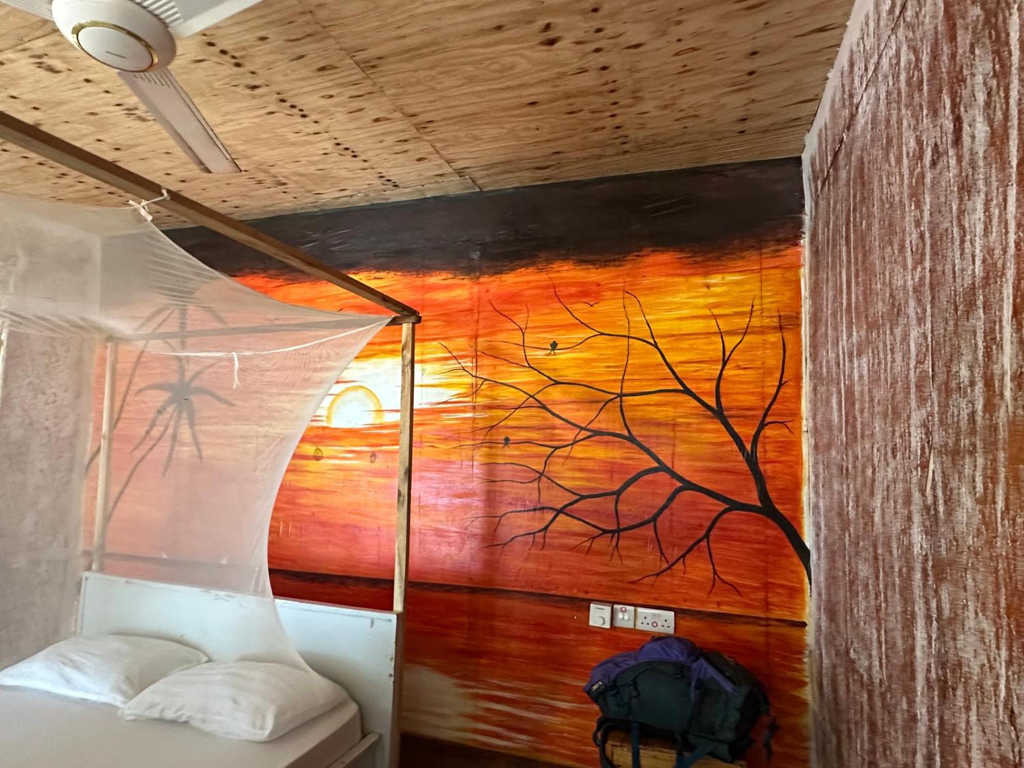 Maweni Beach Bungalows キリンドニ エクステリア 写真