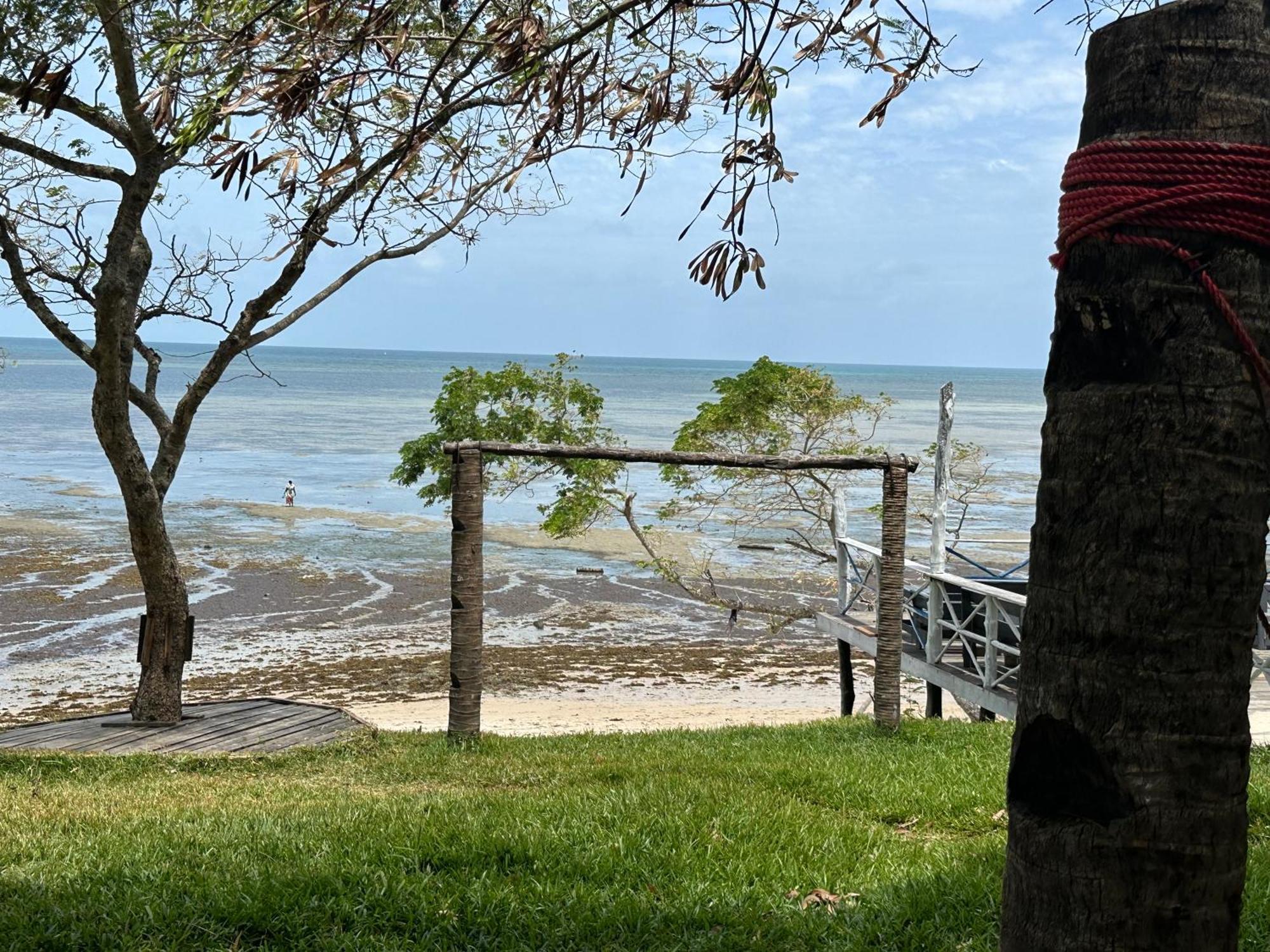Maweni Beach Bungalows キリンドニ エクステリア 写真